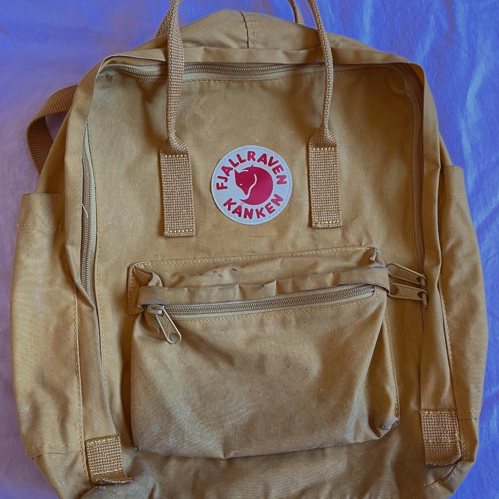 Fjällräven Kånken Backpack in Ochre